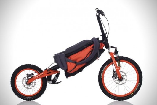 Bicycle which can fold as backpack