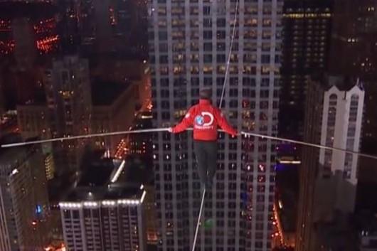 Nik Wallenda Blindedfolded Tightrope Walk